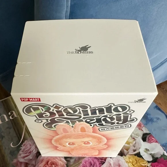 NIB Authentic Pop Mart Big Into Energy Luck Purple Pink Labubu Vinyl Pendant - Picture 6 of 11